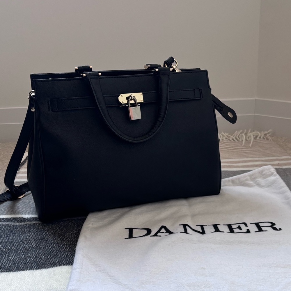 Danier Leather Bag in Black W/ Gold Hardware